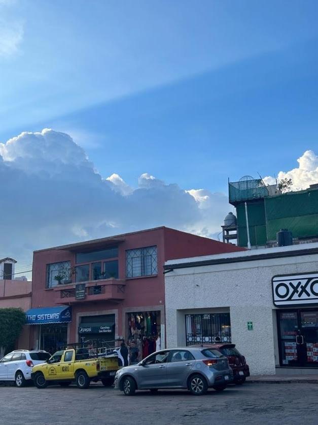 ホテル Lolita & Enri, La Mejor Ubicacion Y Vista En El Centro De ケレタロ エクステリア 写真